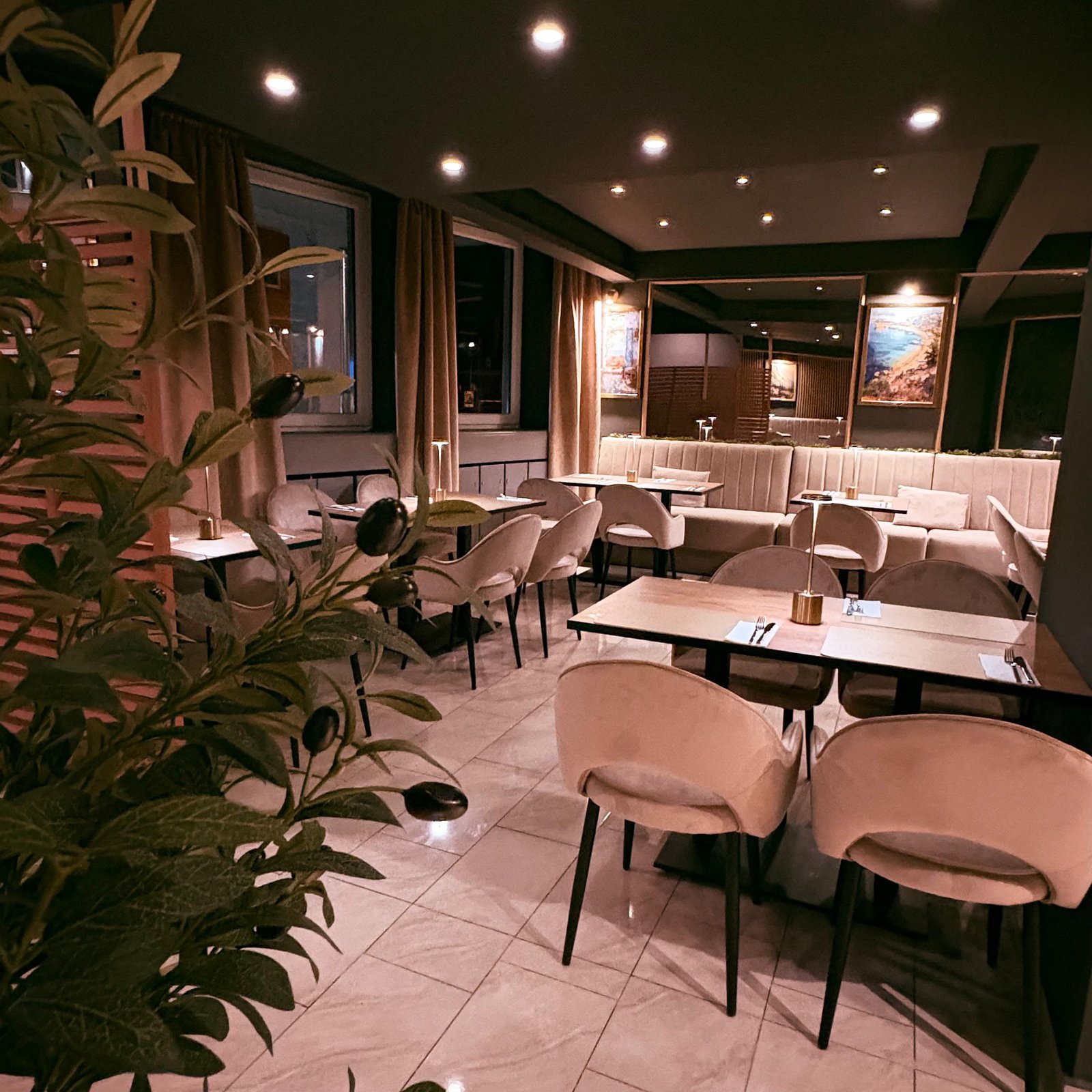 Elegant Lebanese restaurant in Pforzheim